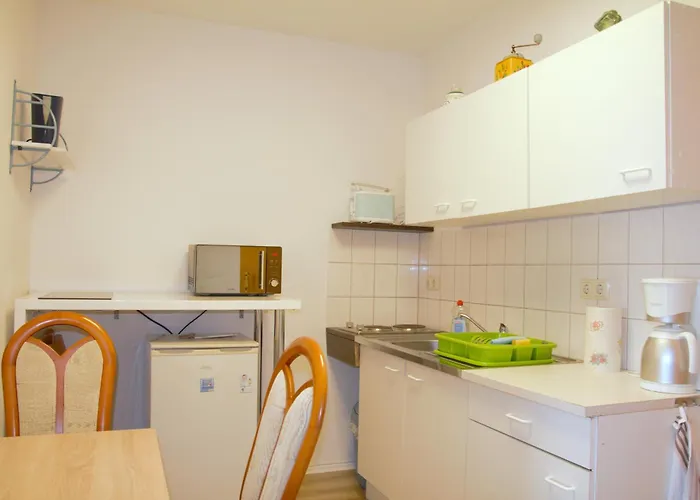 شقة 963 Crimmitschau